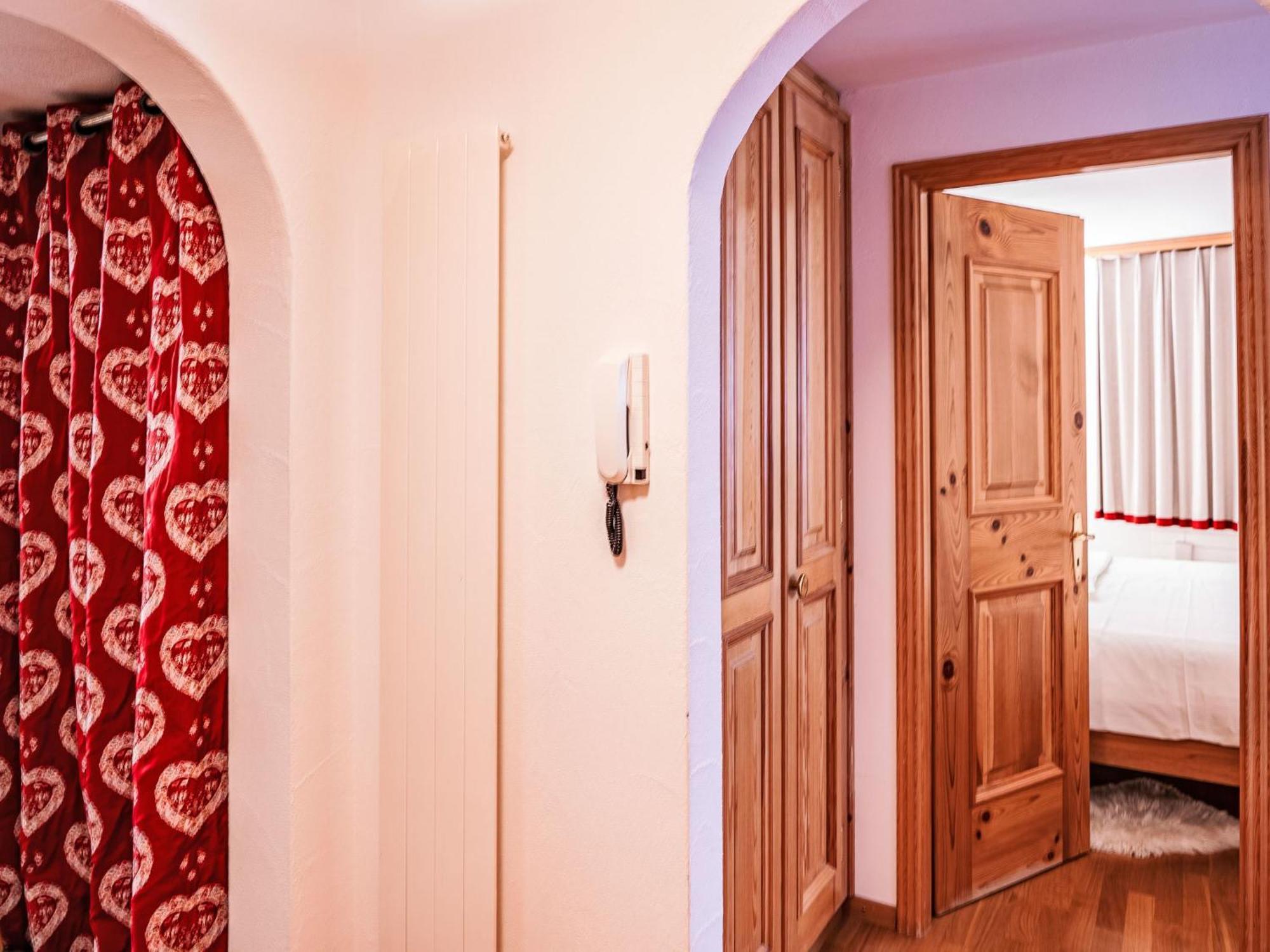 Apartment Chesa Vadret Surlej By Interhome エクステリア 写真
