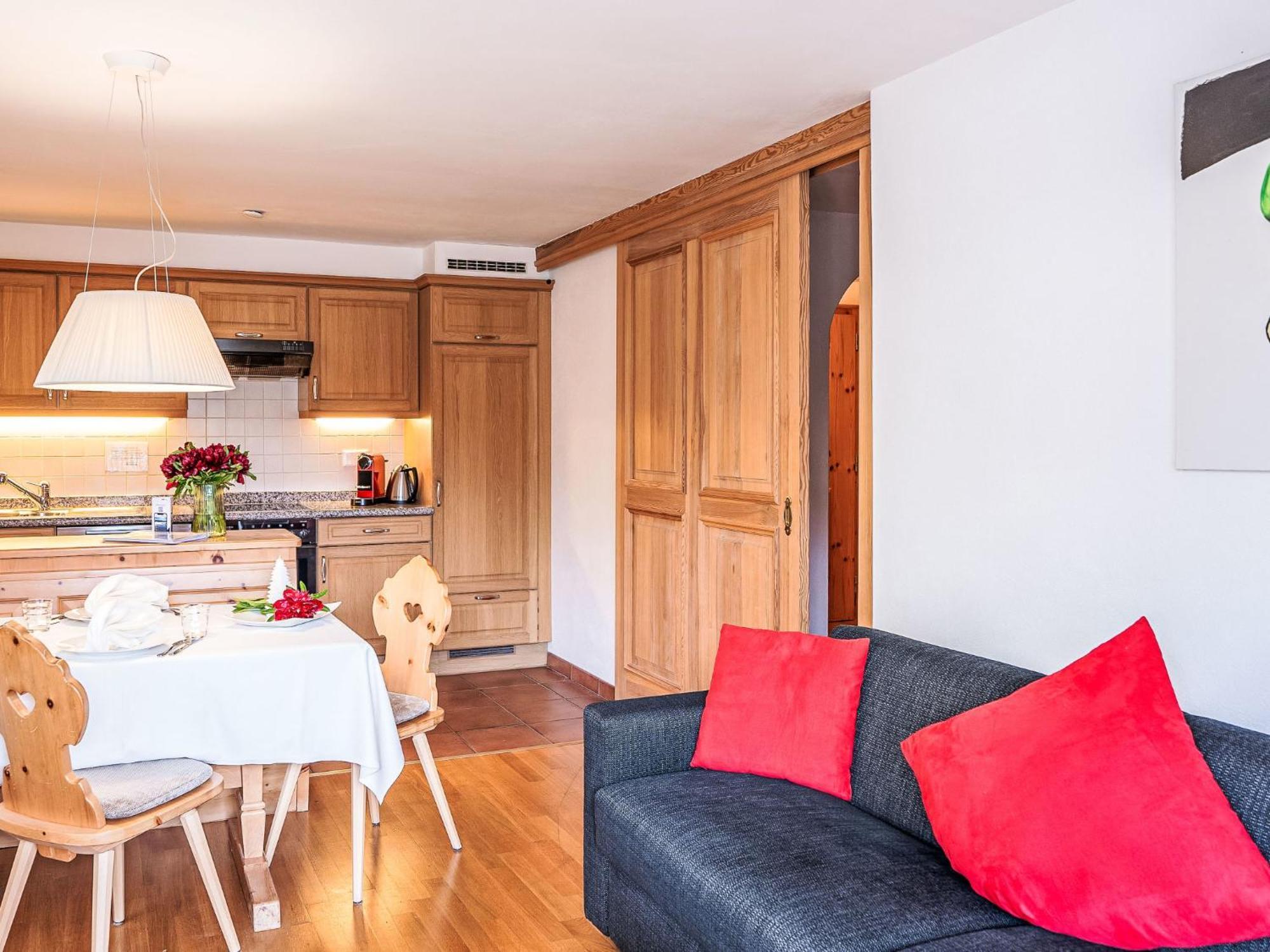Apartment Chesa Vadret Surlej By Interhome エクステリア 写真